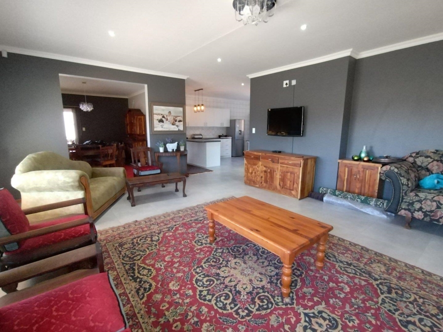 3 Bedroom Property for Sale in Wavecrest Eastern Cape